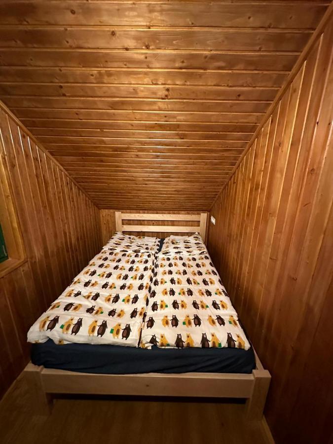 Madarasi Sportbazis Hotell Capilnita Eksteriør bilde